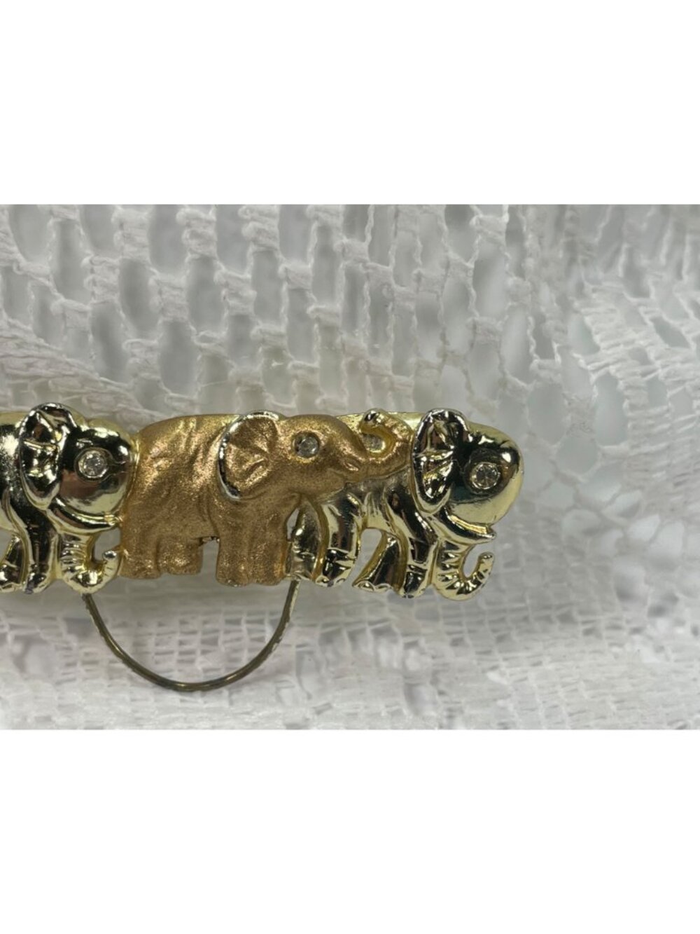 Elephant Trio Gold-Tone Rhinestone Accent Brooch Pin 2 Inches - Picture 3 of 6